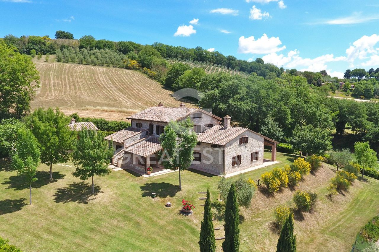 Дом в Луньяно-ин-Теверине, Италия, 299.8 м² - фото 2