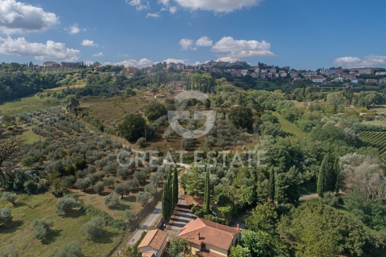 Дом в Монтепульчано, Италия, 262.35 м² - фото 3