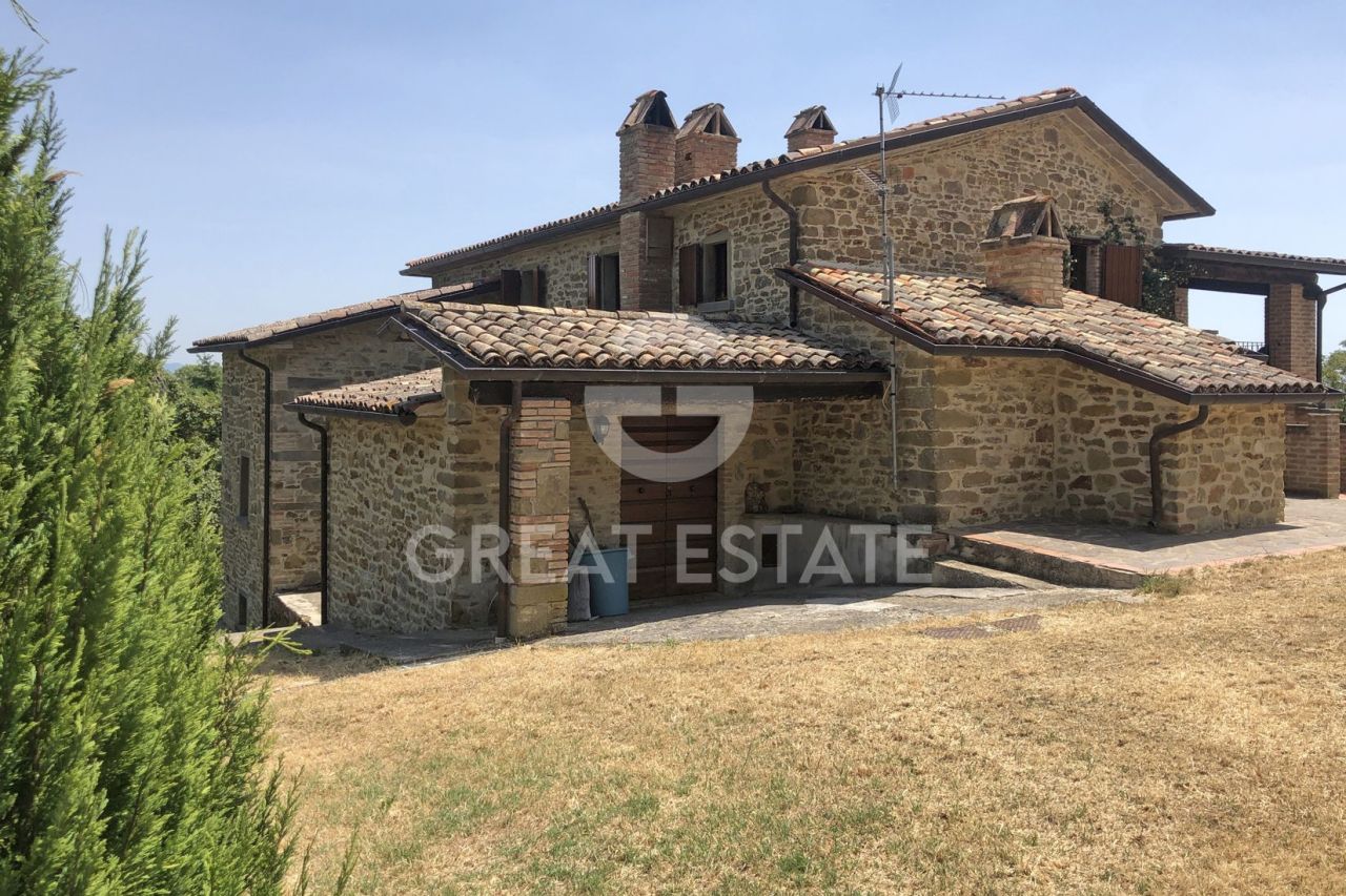 Дом Monte Santa Maria Tiberina, Италия, 315.2 м² - фото 4