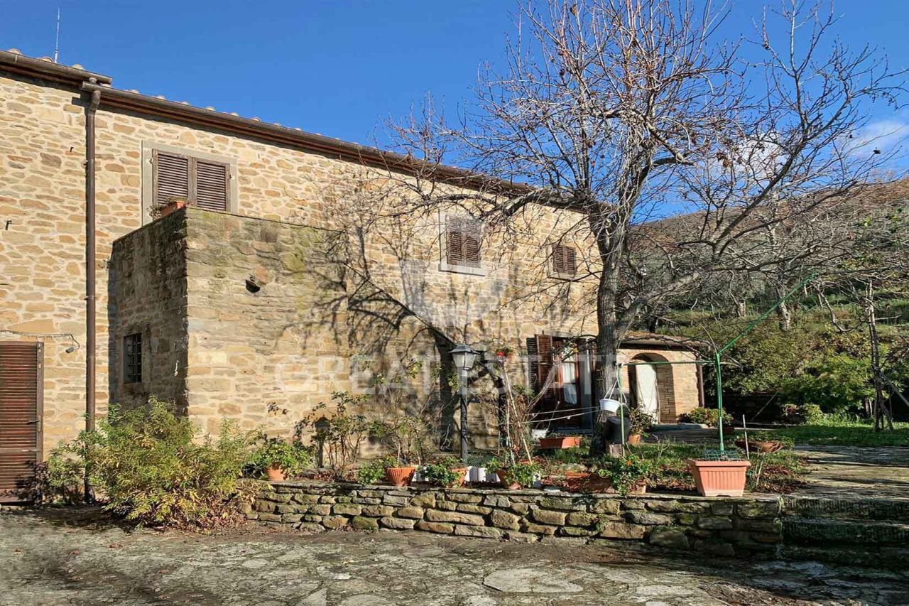 Дом в Кортоне, Италия, 215 м² - фото 2