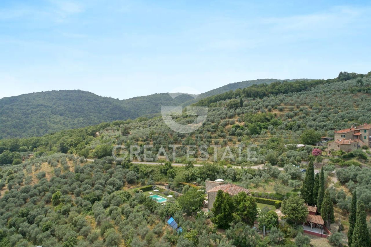 Дом Loro Ciuffenna, Италия, 305.7 м² - фото 6