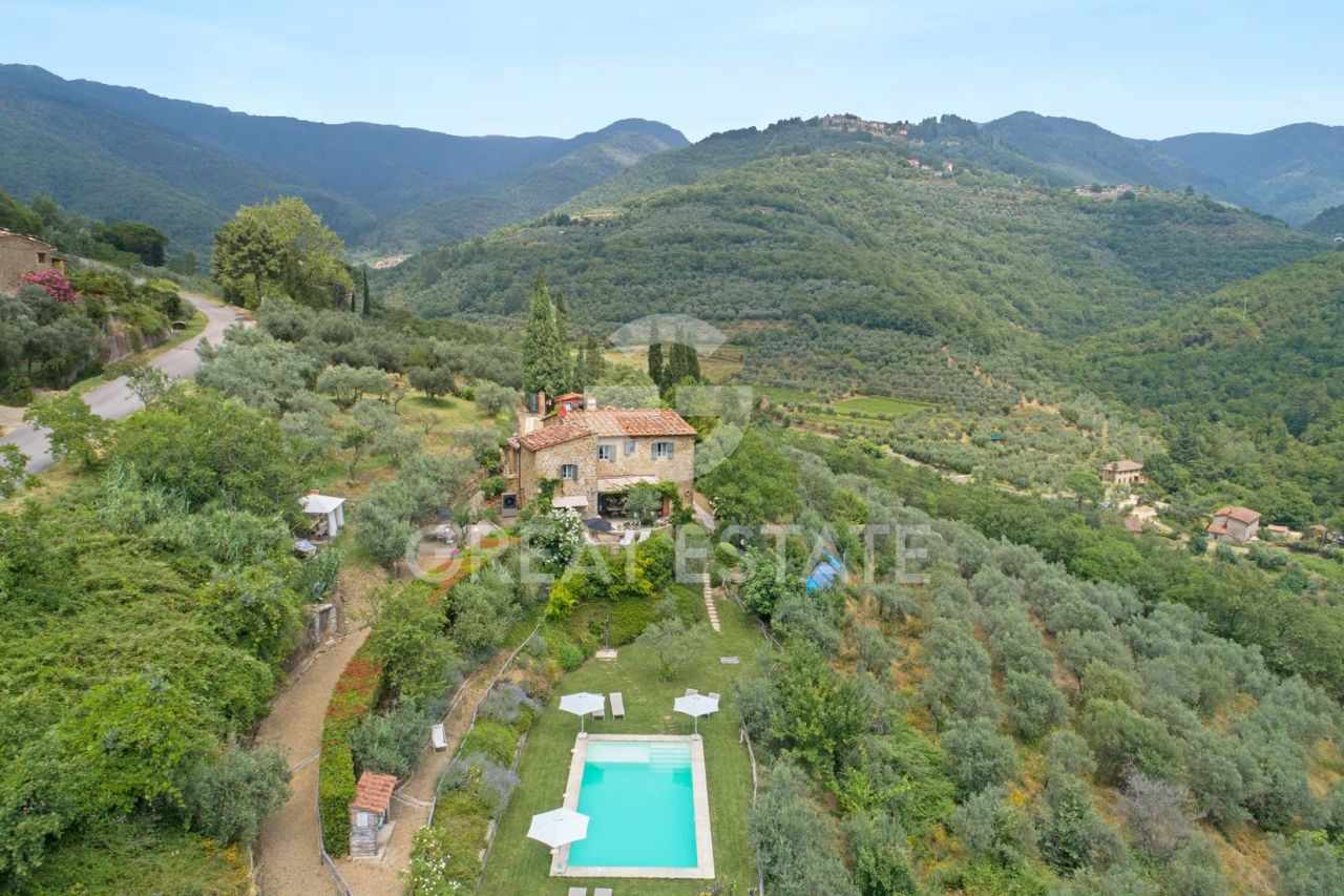 Дом Loro Ciuffenna, Италия, 305.7 м² - фото 7