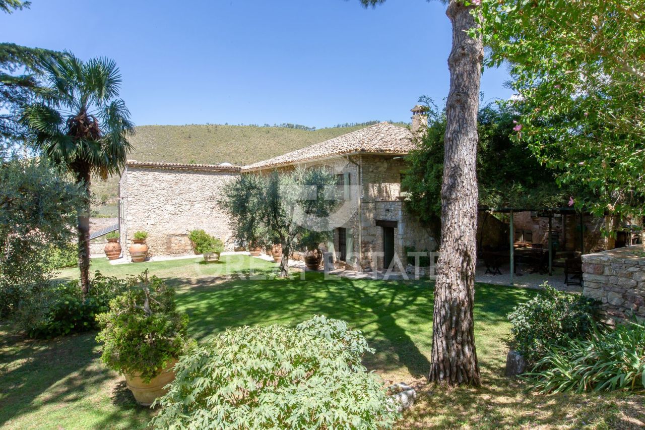 Дом в Сполето, Италия, 506 м² - фото 7