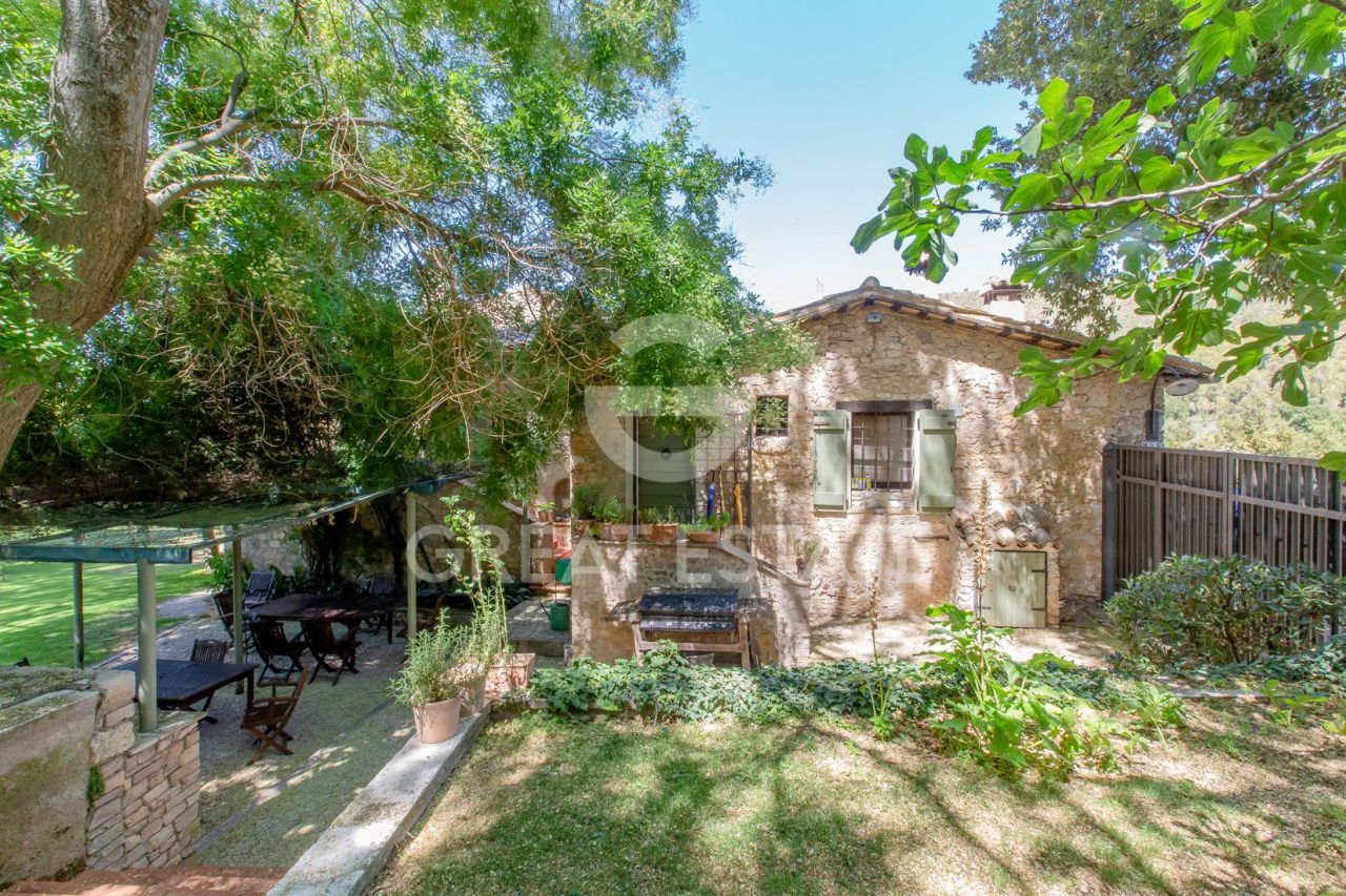 Дом в Сполето, Италия, 506 м² - фото 8