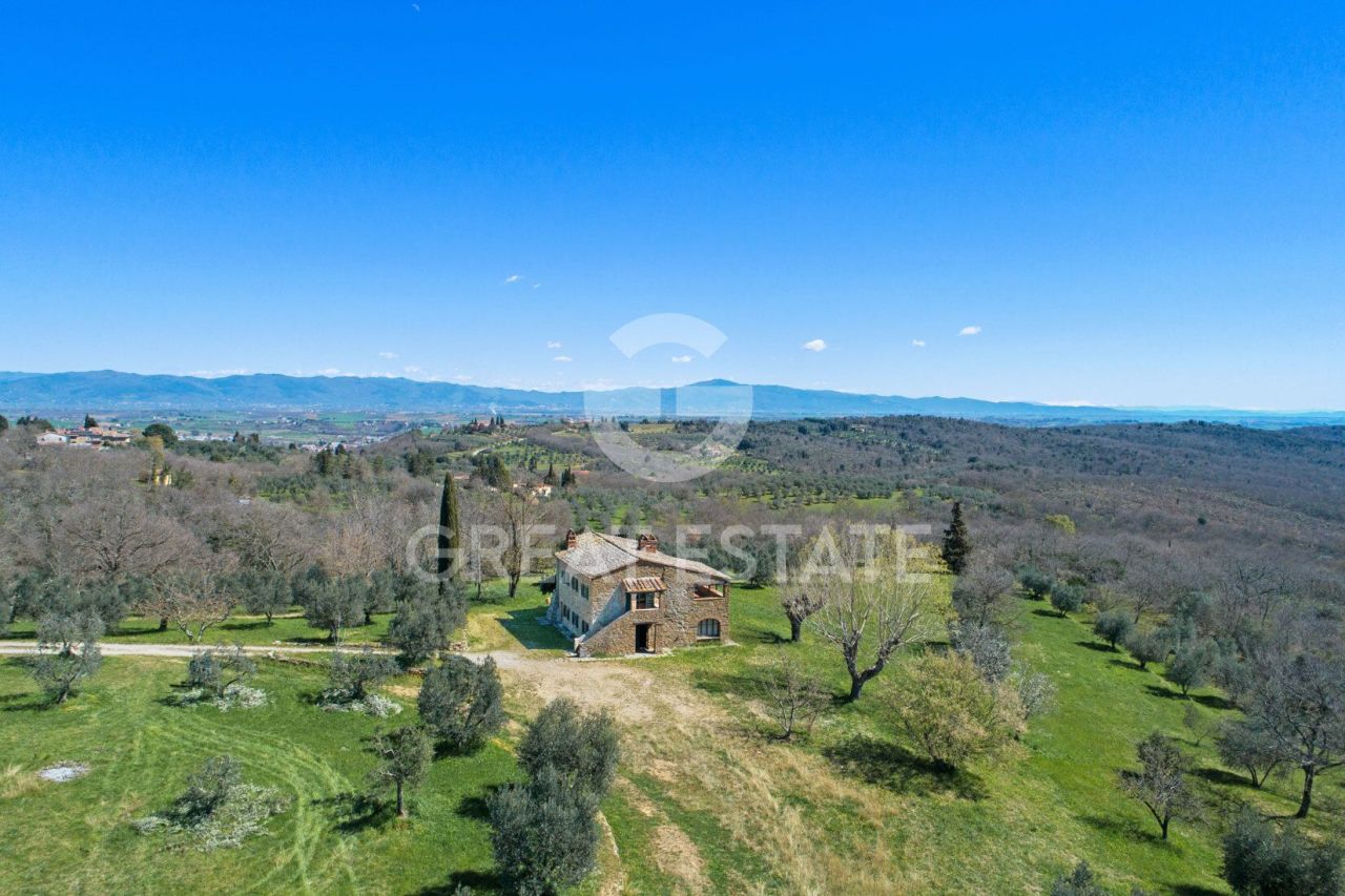 Дом Monte San Savino, Италия, 250 м² - фото 9