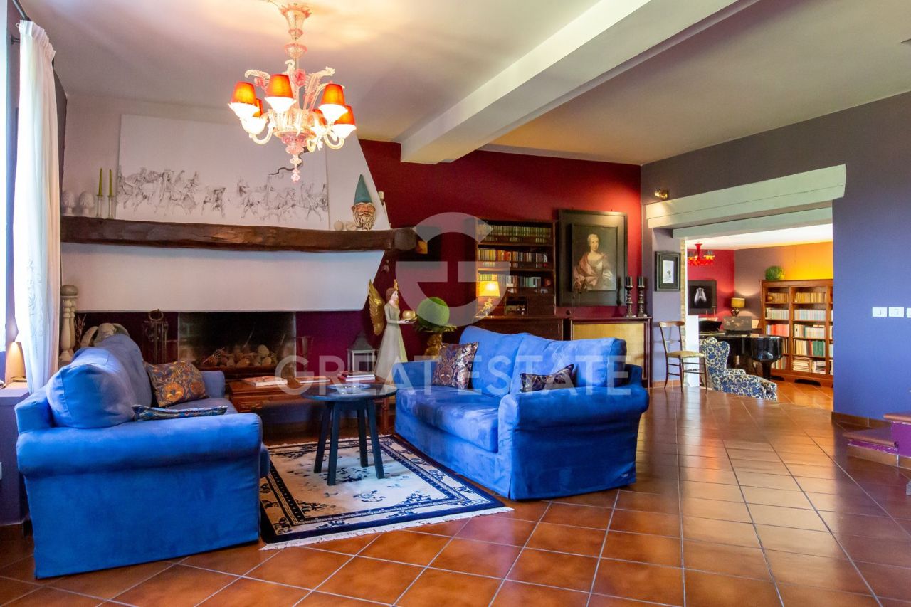 Дом в Читта-делла-Пьеве, Италия, 476.3 м² - фото 11