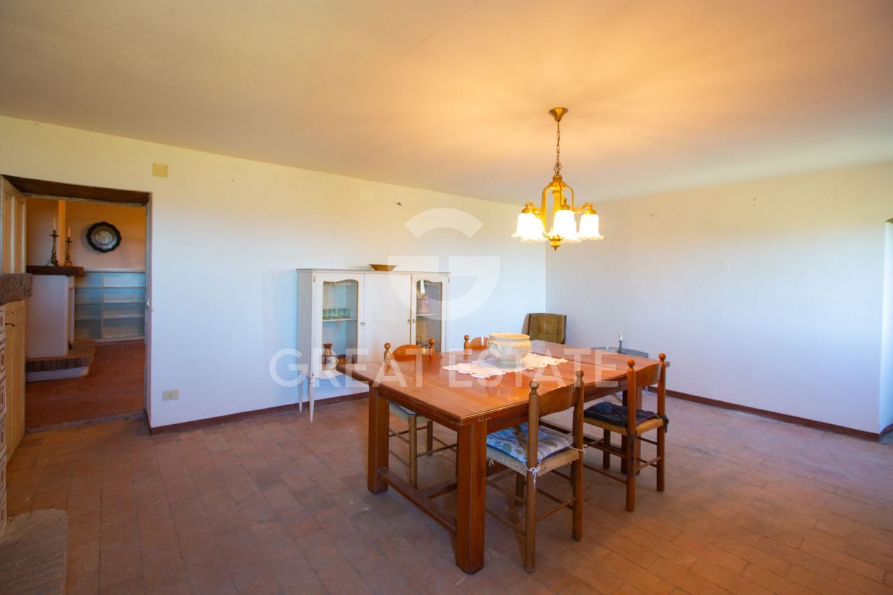 Дом в Читта-ди-Кастелло, Италия, 593.2 м² - фото 12