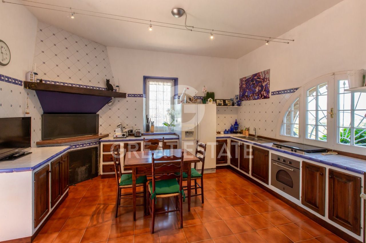 Дом в Читта-делла-Пьеве, Италия, 476.3 м² - фото 15