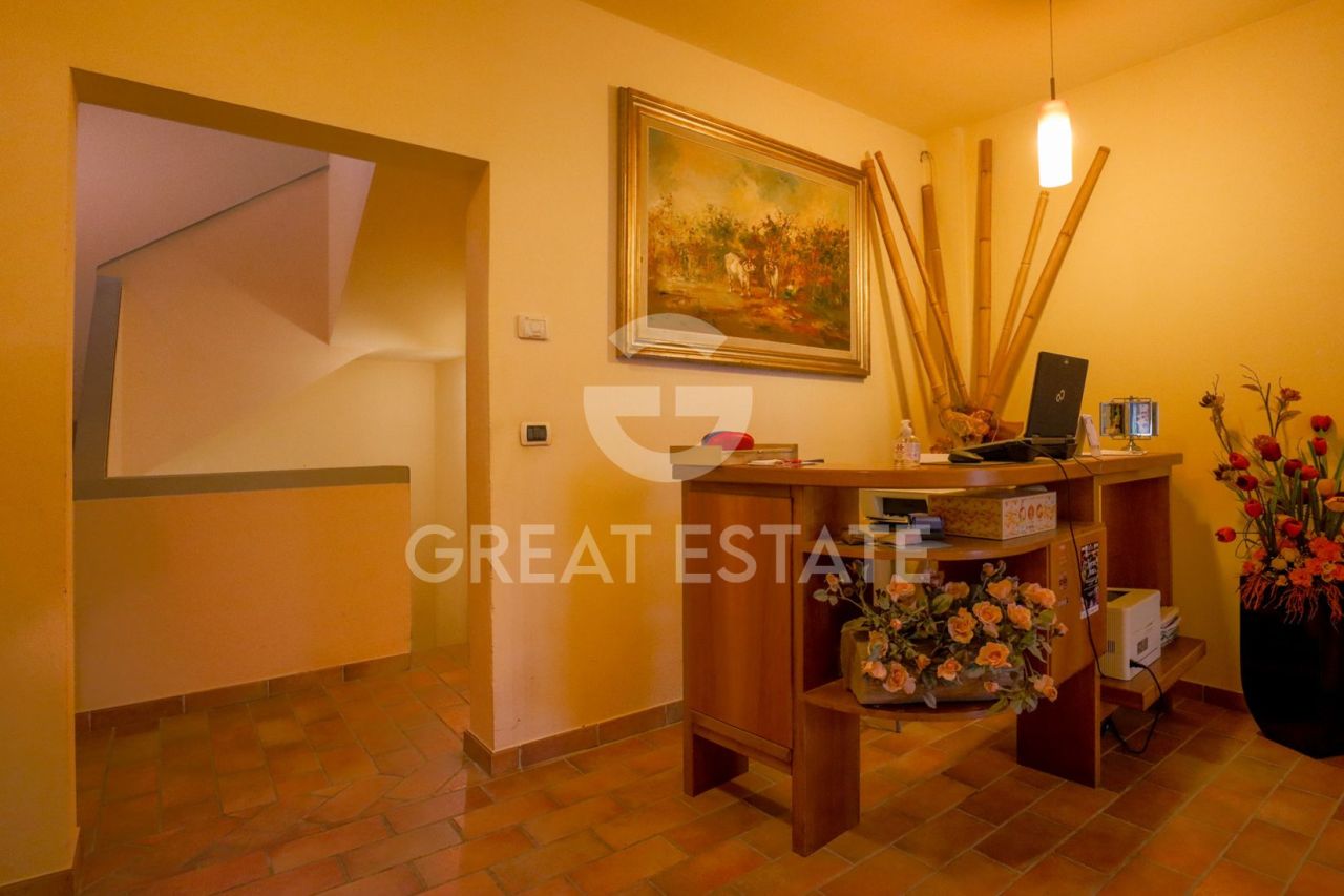Дом San Miniato, Италия, 810.3 м² - фото 16