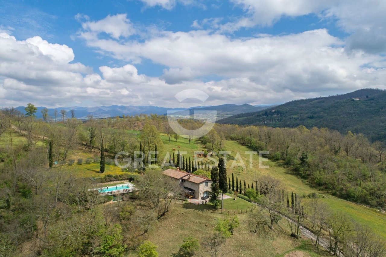 Дом в Виккьо, Италия, 339.8 м² - фото 3