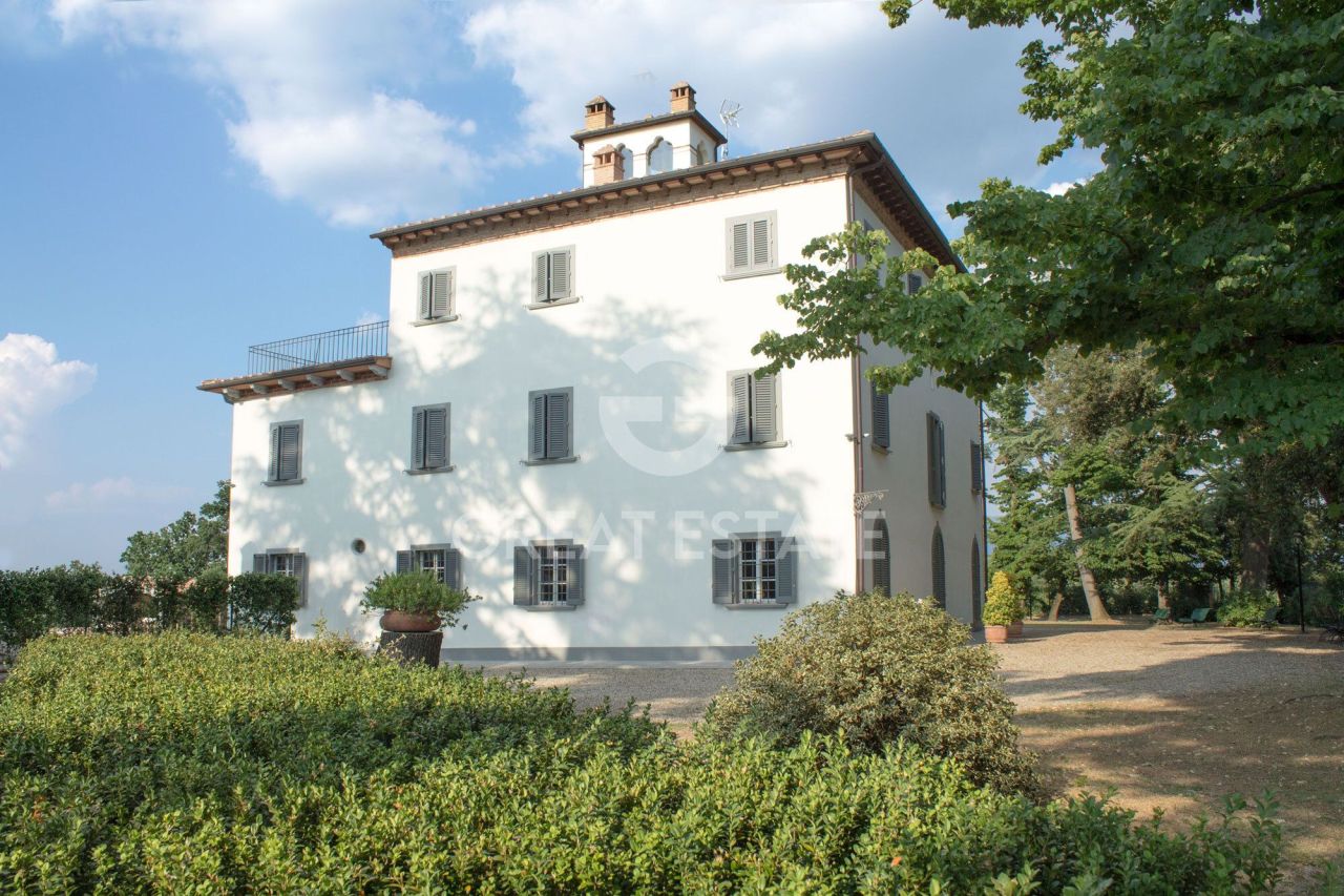 Дом Monte San Savino, Италия, 1 200 м² - фото 4