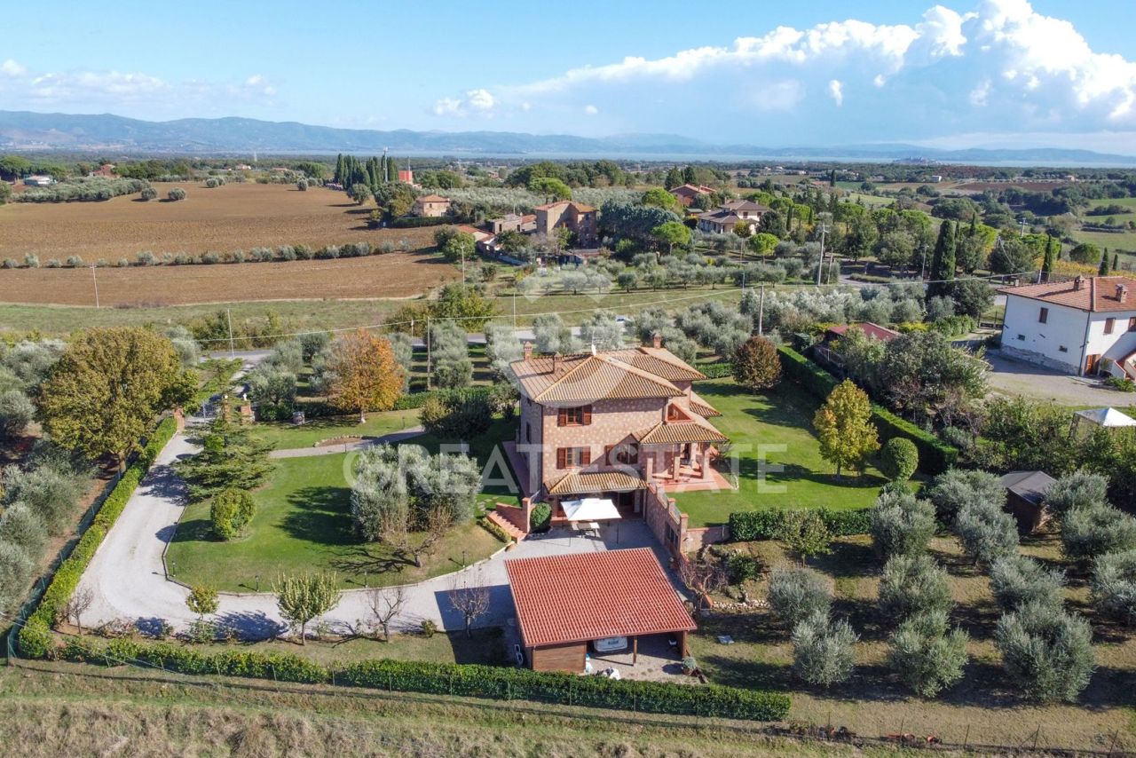 Дом в Кастильоне-дель-Лаго, Италия, 425.25 м² - фото 6