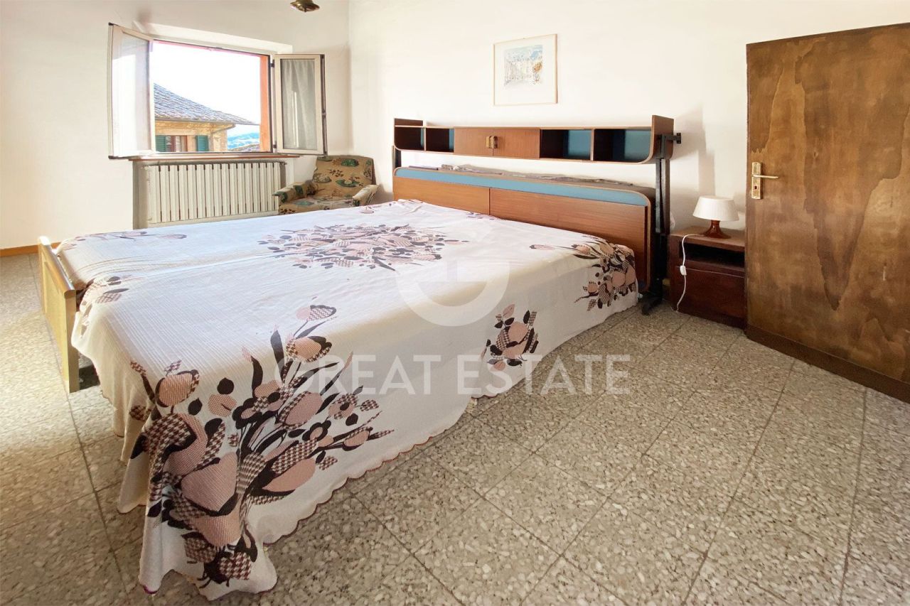 Апартаменты в Монтепульчано, Италия, 108 м² - фото 7