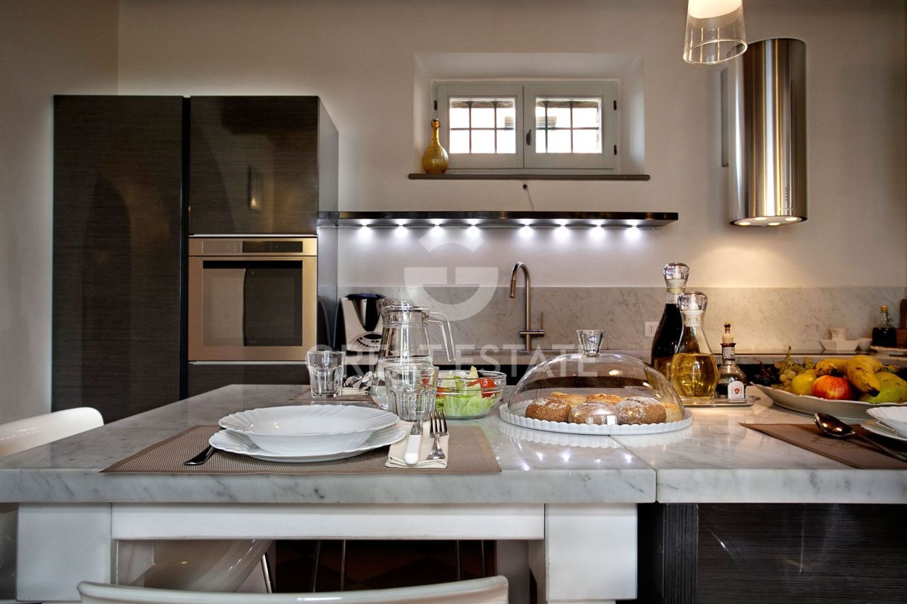 Дом Monte San Savino, Италия, 1 200 м² - фото 10