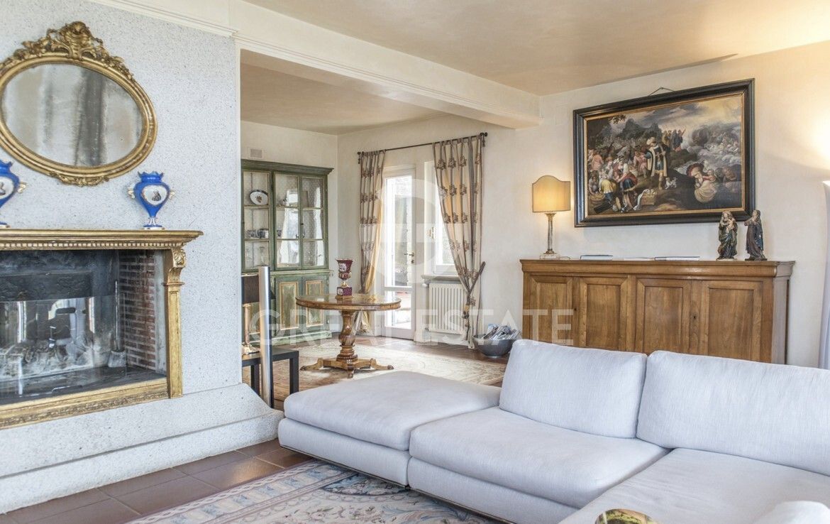 Вилла в Ареццо, Италия, 616.6 м² - фото 12