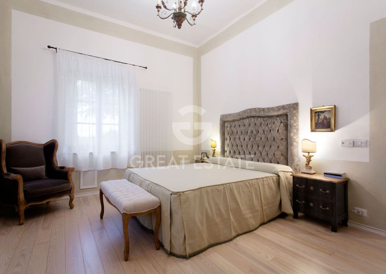 Дом Monte San Savino, Италия, 1 200 м² - фото 13