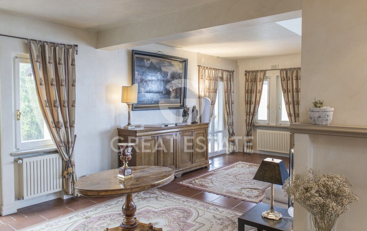 Вилла в Ареццо, Италия, 616.6 м² - фото 13