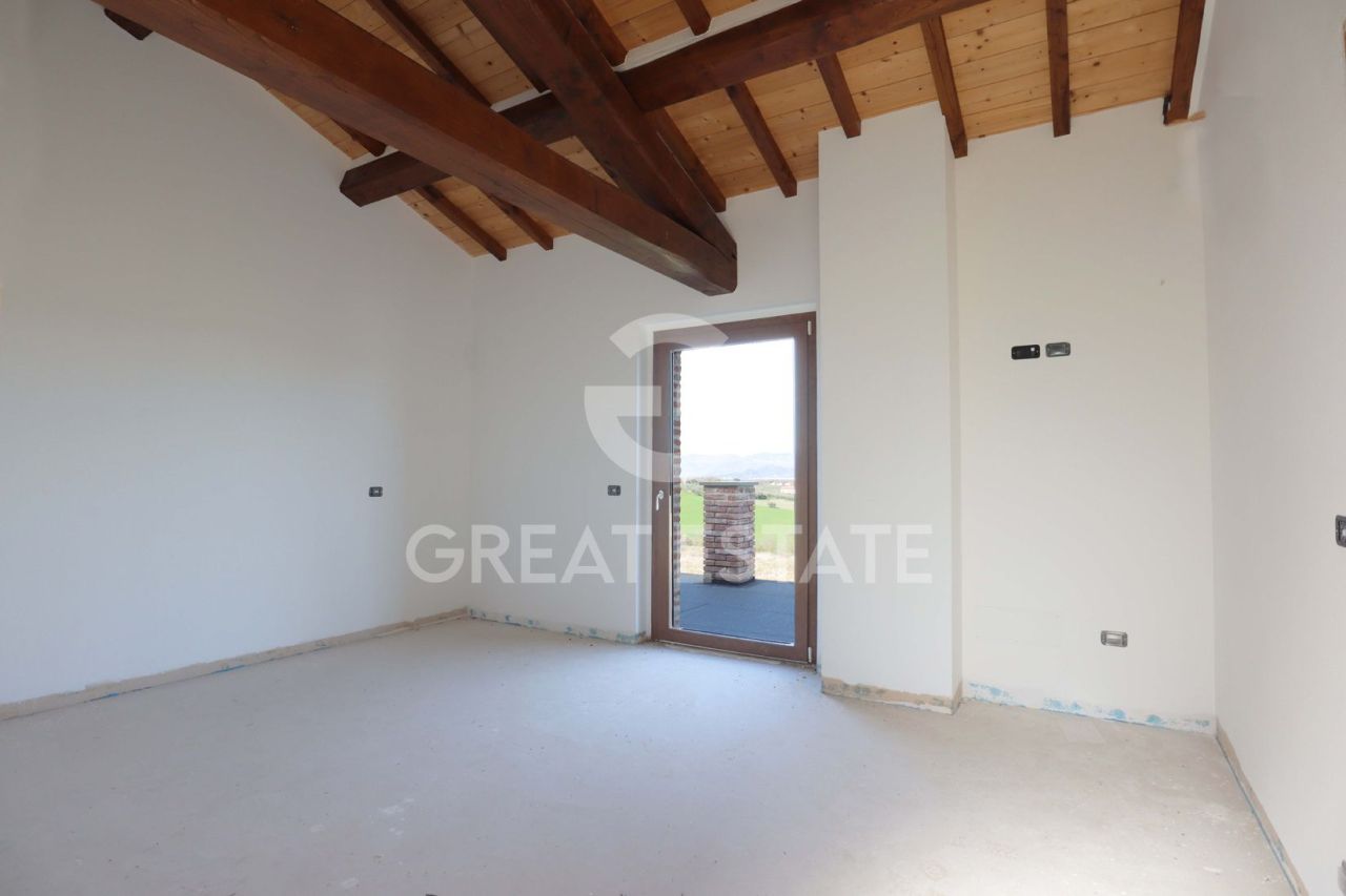 Дом в Кастильоне-дель-Лаго, Италия, 325.1 м² - фото 14