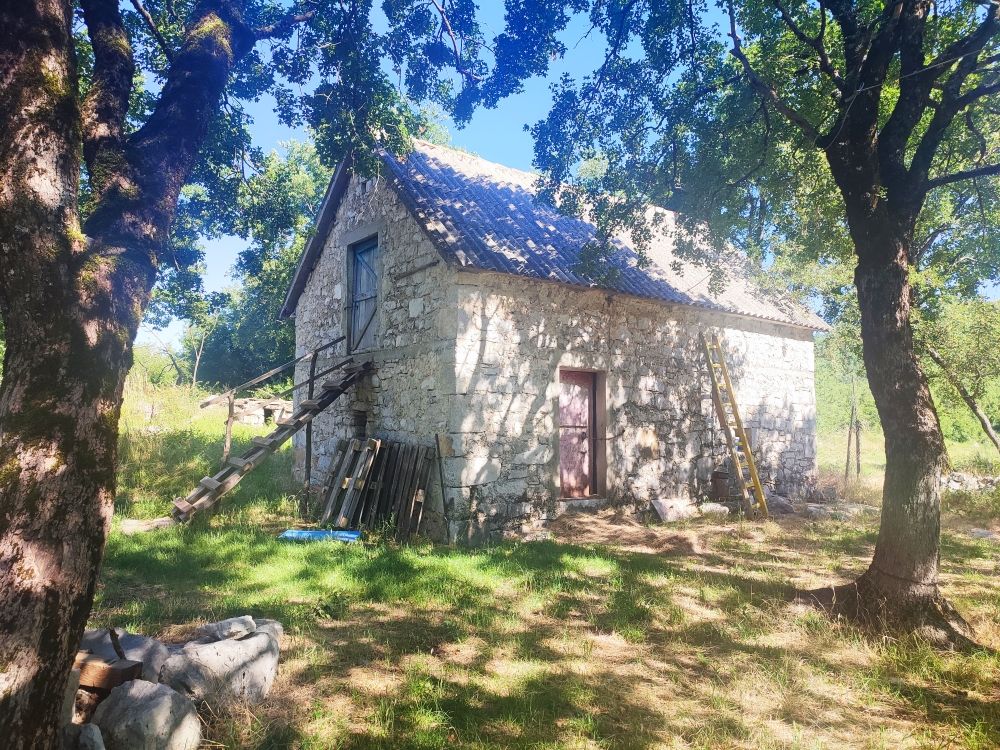 Земля в Никшиче, Черногория, 103 855 м² - фото 15