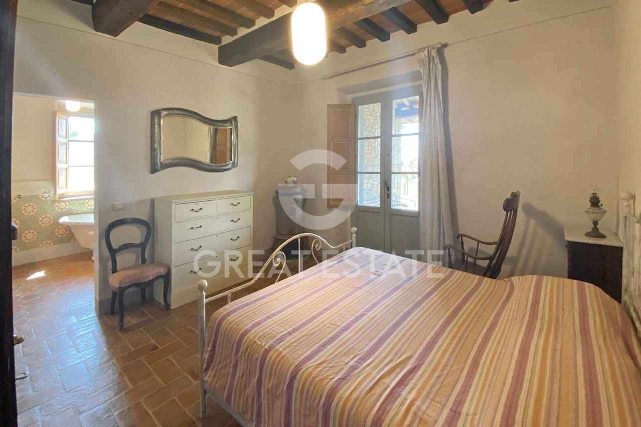 Дом в Кортоне, Италия, 500.4 м² - фото 16