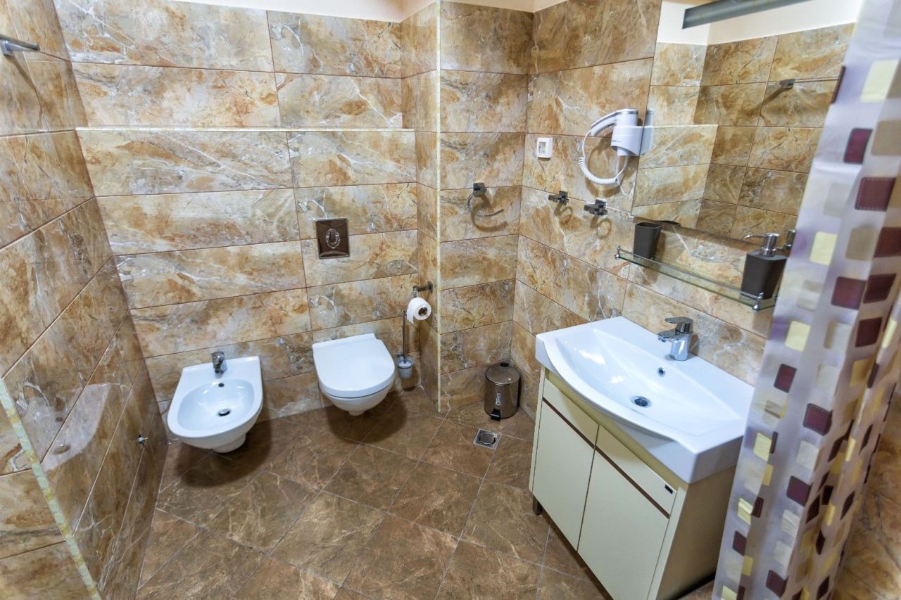 Квартира в Будве, Черногория, 78 м² - фото 9