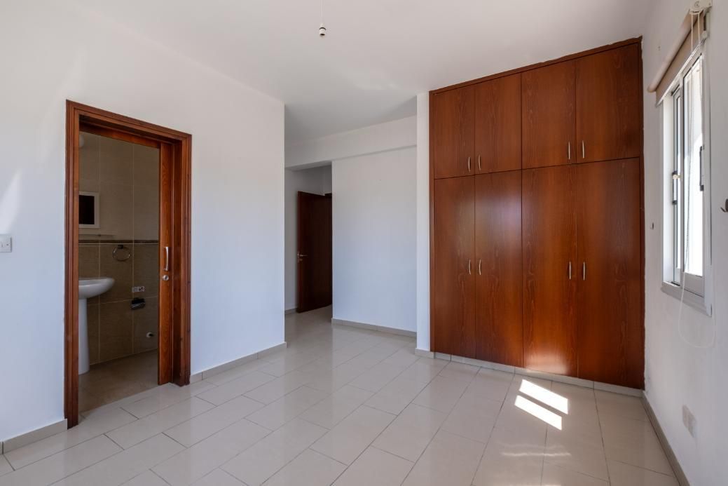 Коммерческая недвижимость в Полисе, Кипр, 762 м² - фото 14