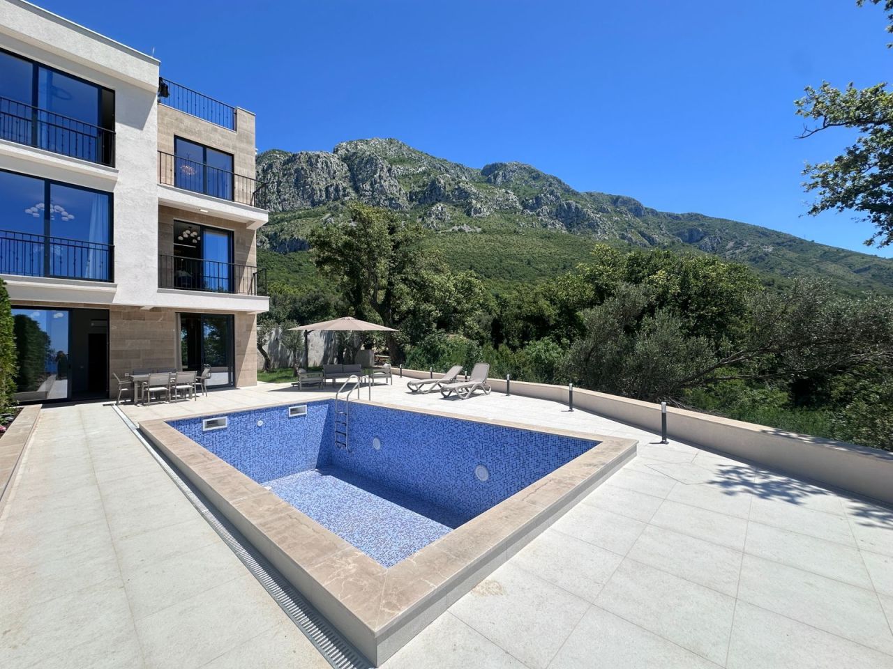 Дом в Будве, Черногория, 220 м² - фото 2