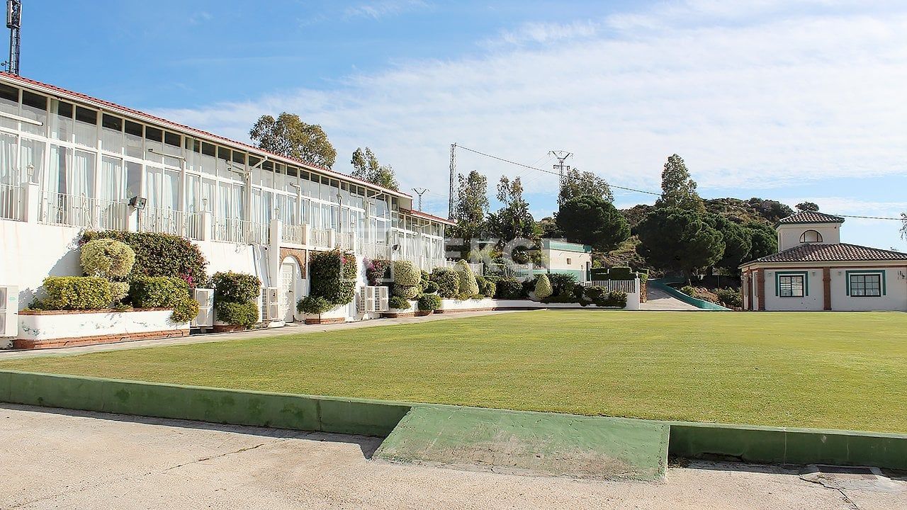 Отель, гостиница в Бенальмадене, Испания, 11 000 м² - фото 7