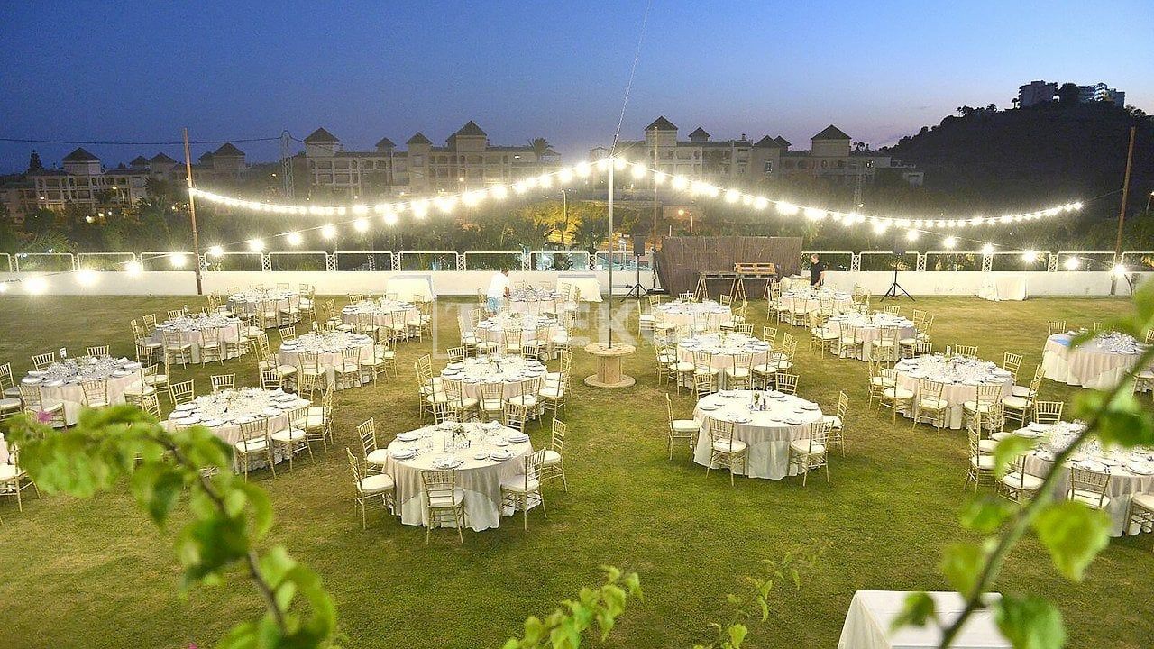 Отель, гостиница в Бенальмадене, Испания, 11 000 м² - фото 12