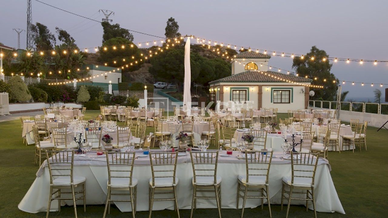 Отель, гостиница в Бенальмадене, Испания, 11 000 м² - фото 19