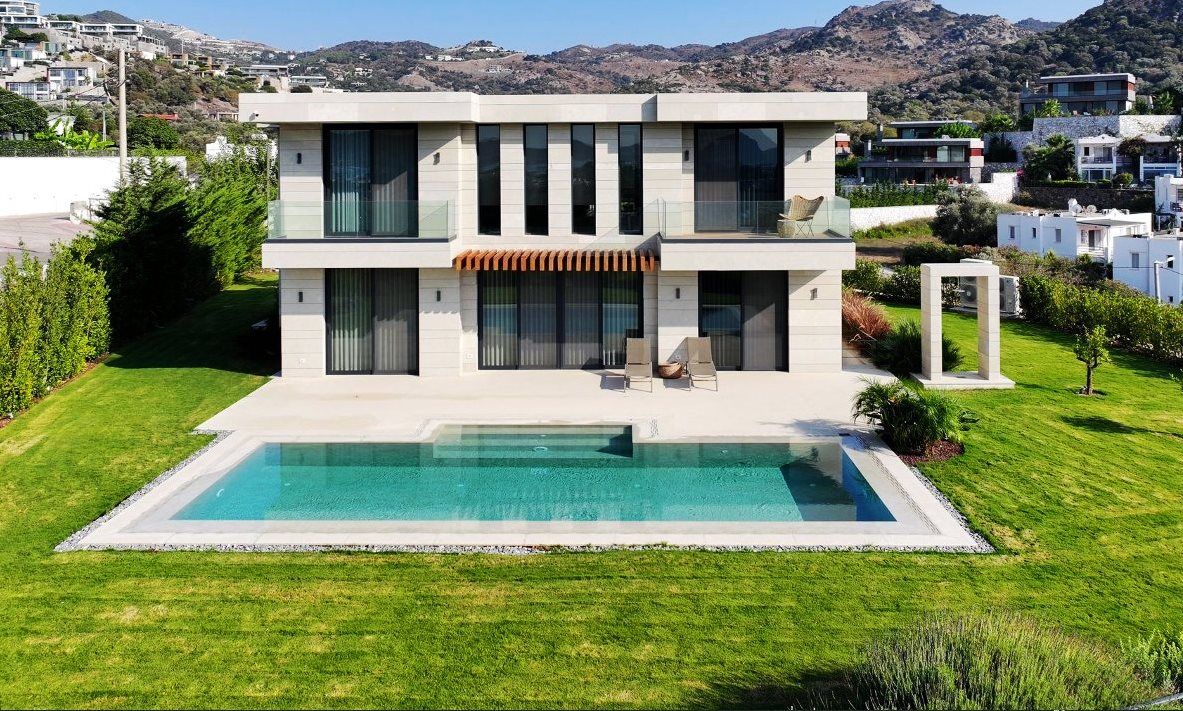 Вилла в Яликаваке, Турция, 450 м² - фото 1