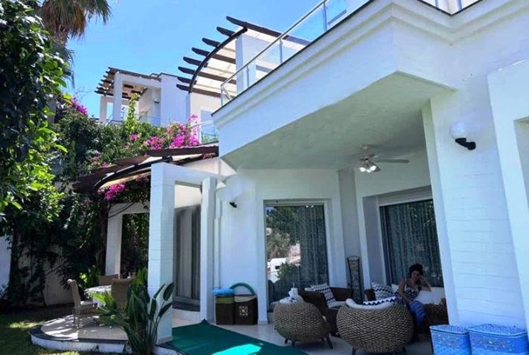 Вилла в Яликаваке, Турция, 350 м² - фото 1