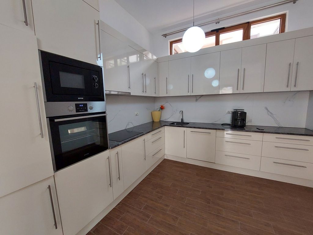 Вилла в Дженовичах, Черногория, 239 м² - фото 5