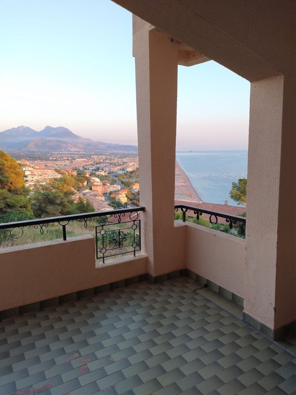 Вилла в Скалее, Италия, 309 м² - фото 12