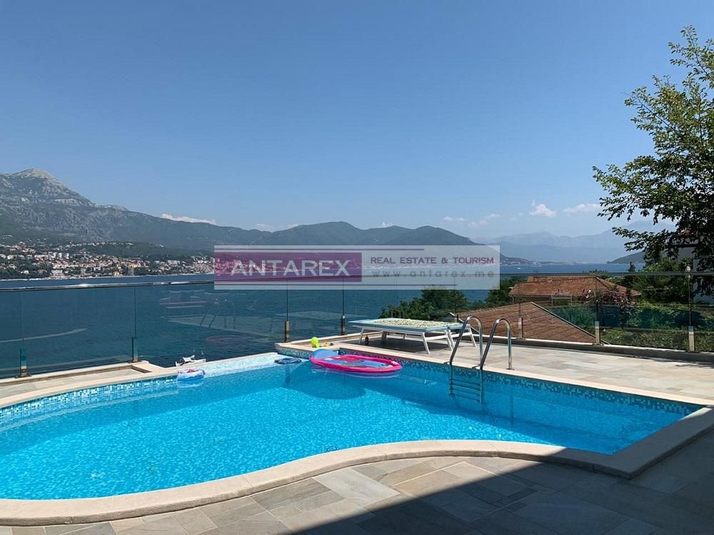 Вилла в Нивице, Черногория, 230 м² - фото 2