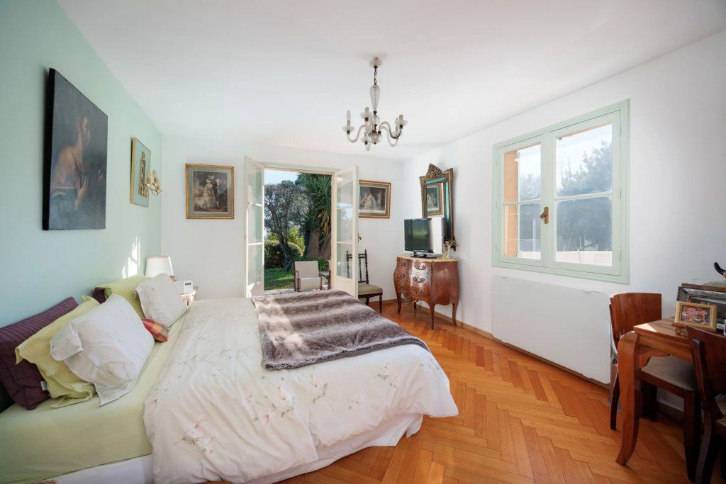 Вилла в Ницце, Франция, 245 м² - фото 12