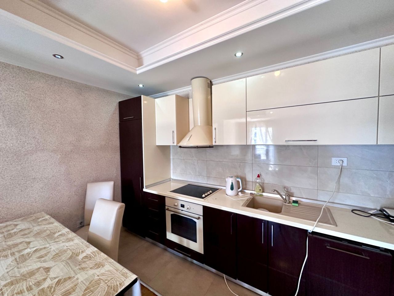 Квартира в Будве, Черногория, 86 м² - фото 9