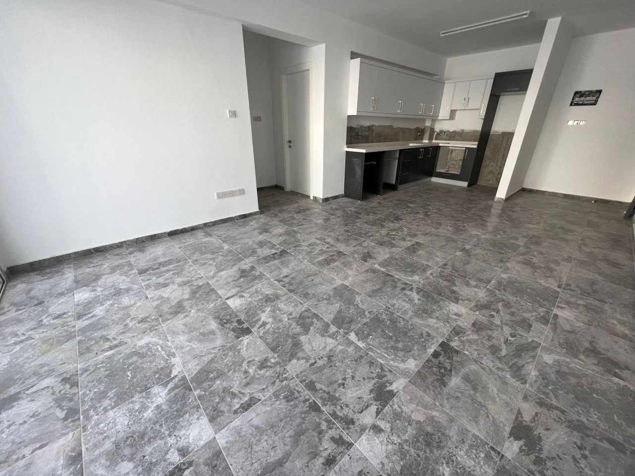 Апартаменты в Кирении, Кипр, 55 м² - фото 5