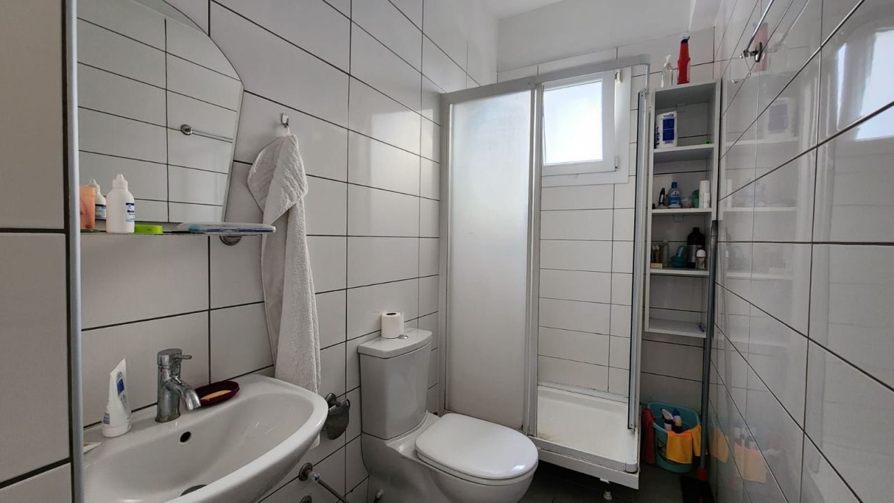 Апартаменты в Кирении, Кипр, 75 м² - фото 11