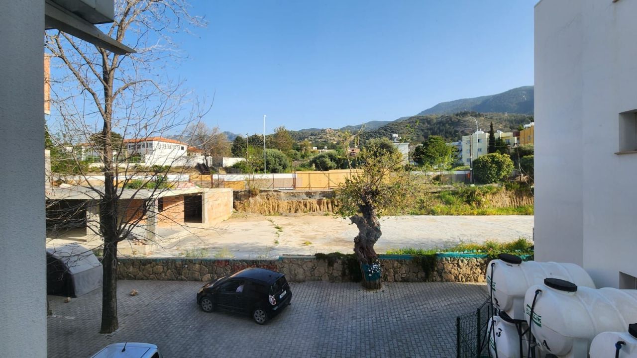 Апартаменты в Кирении, Кипр, 75 м² - фото 16