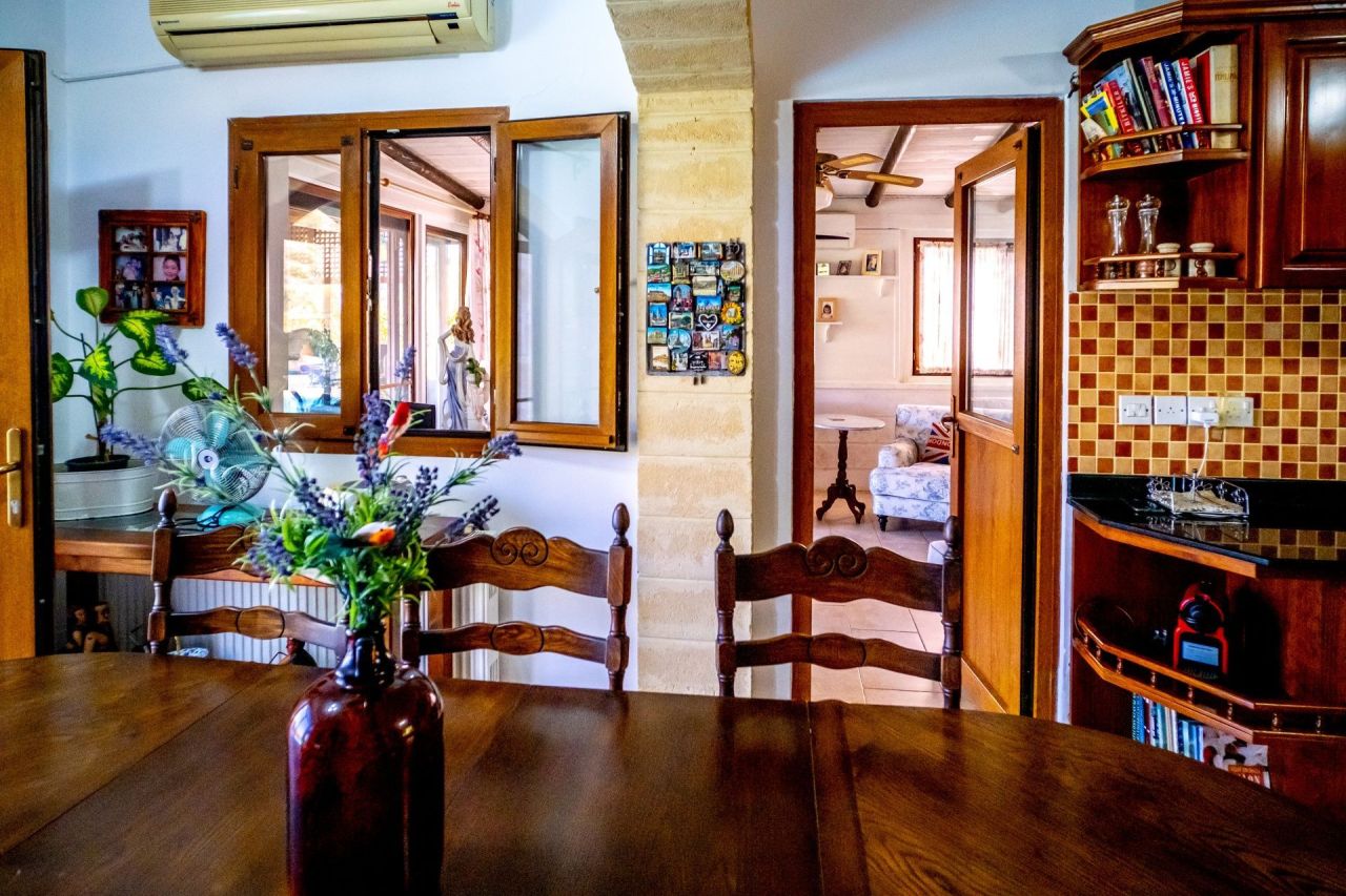 Вилла в Алсанджаке, Кипр, 220 м² - фото 19