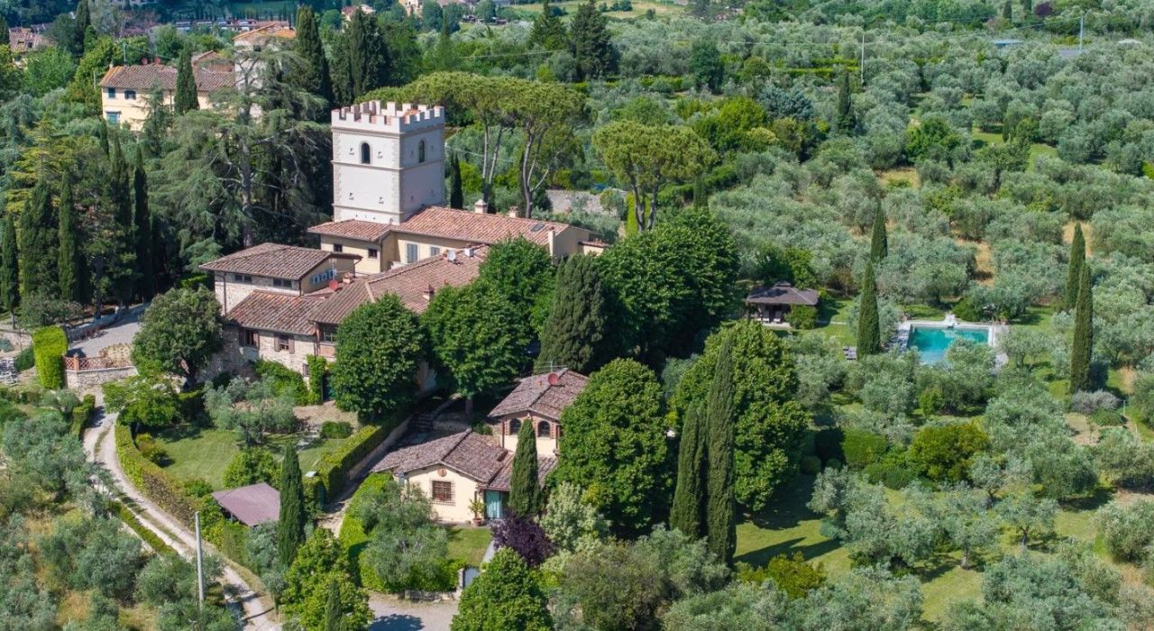 Замок во Флоренции, Италия, 1 080 м² - фото 3