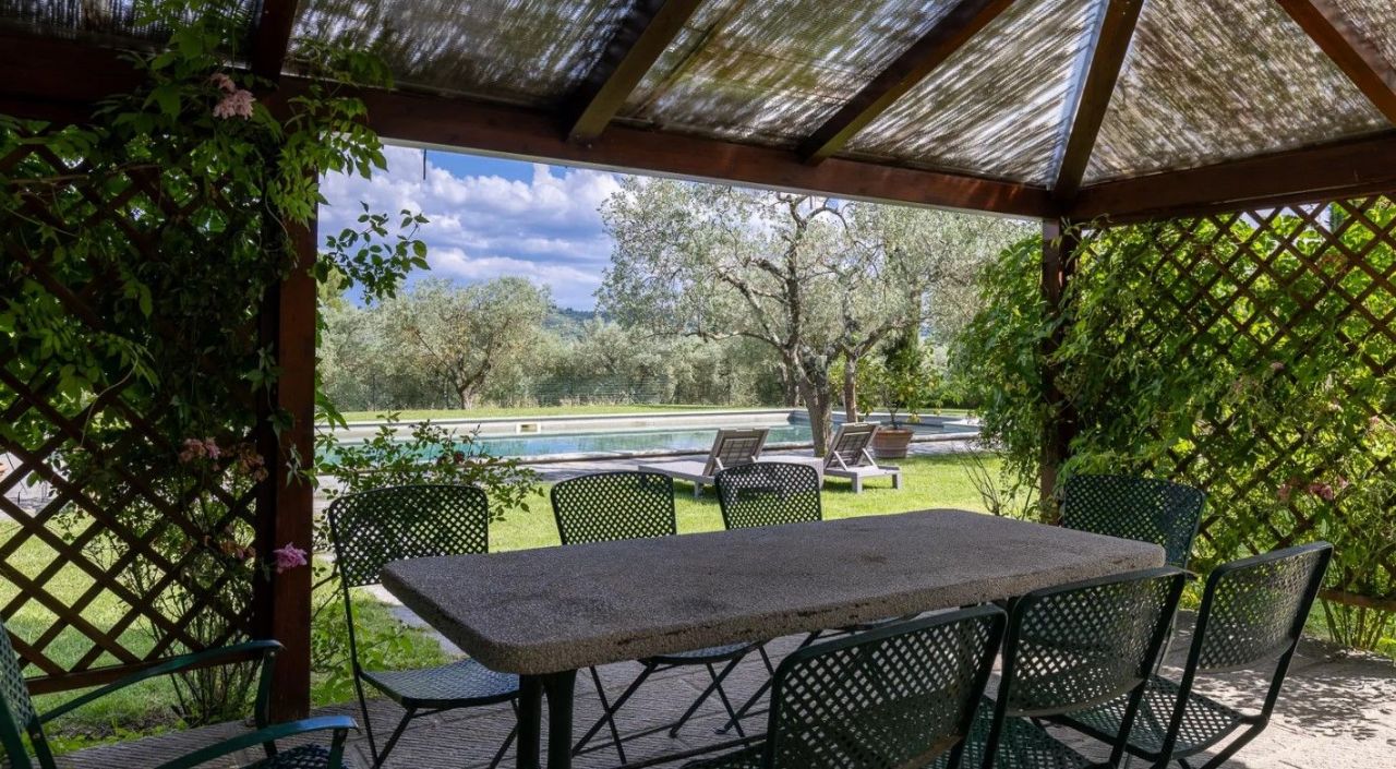 Замок во Флоренции, Италия, 1 080 м² - фото 11