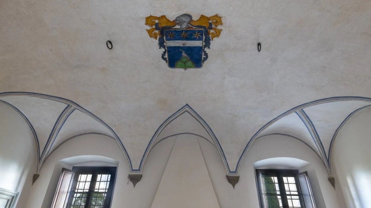 Замок во Флоренции, Италия, 1 080 м² - фото 14