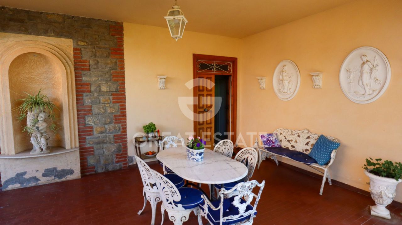 Вилла в Пассиньяно-суль-Тразимено, Италия, 307.65 м² - фото 6