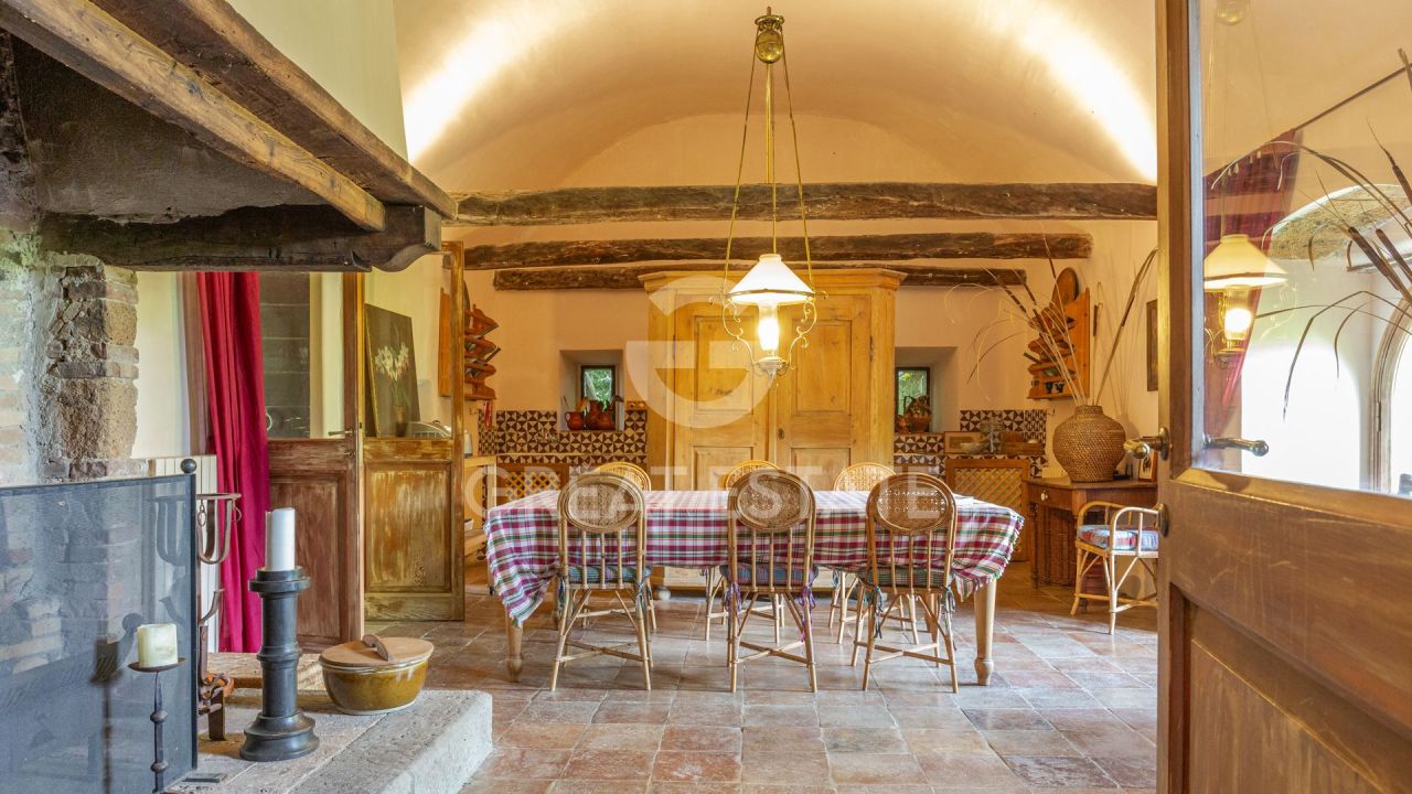 Дом Castel Viscardo, Италия, 458.8 м² - фото 9