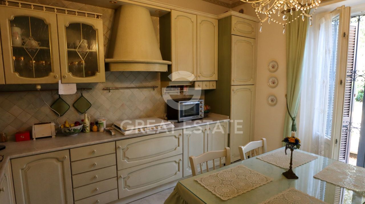 Вилла в Пассиньяно-суль-Тразимено, Италия, 307.65 м² - фото 15