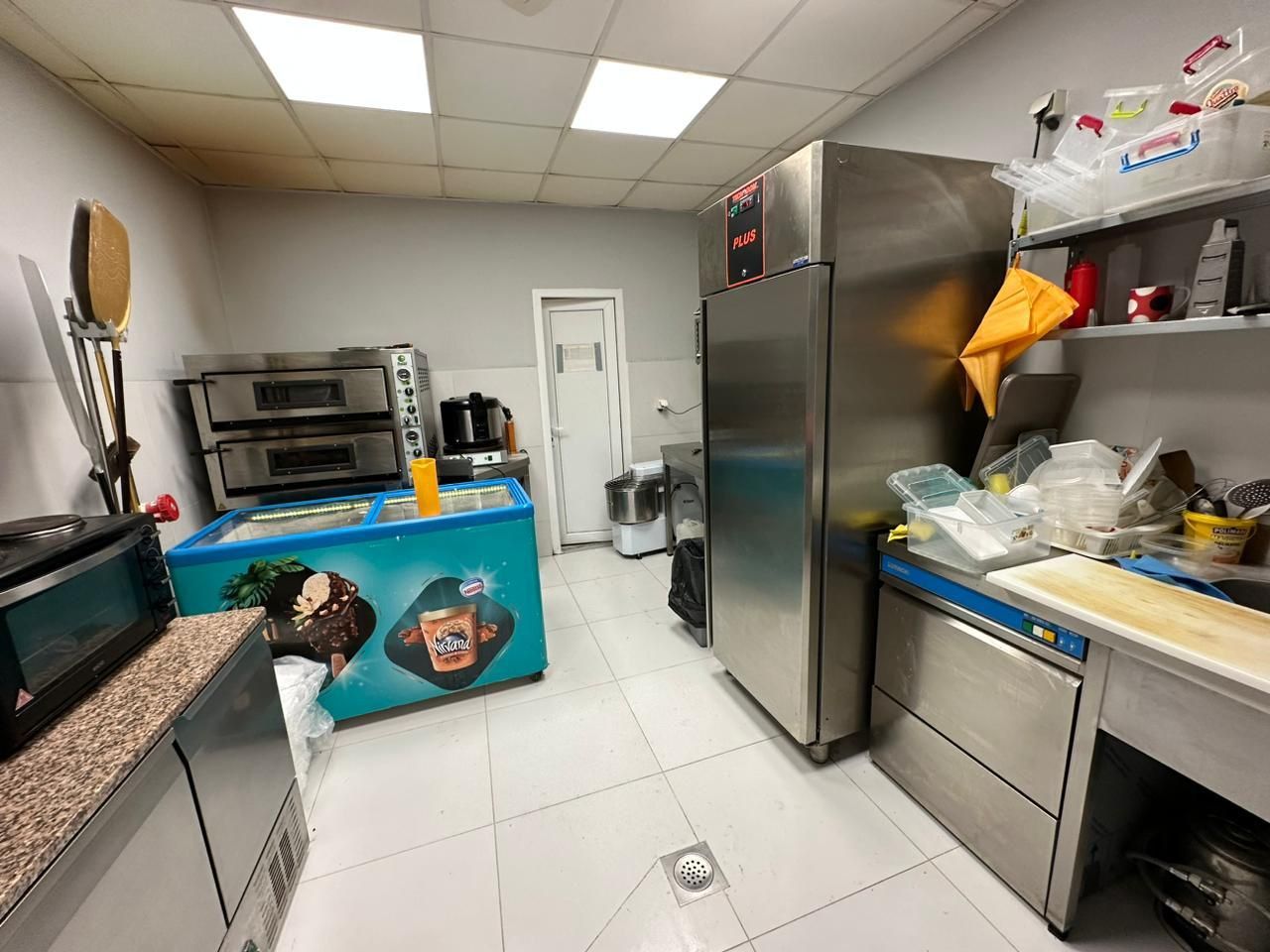 Кафе, ресторан в Будве, Черногория, 100 м² - фото 5