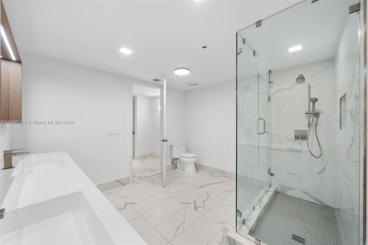 Квартира в Майами, США, 160 м² - фото 13