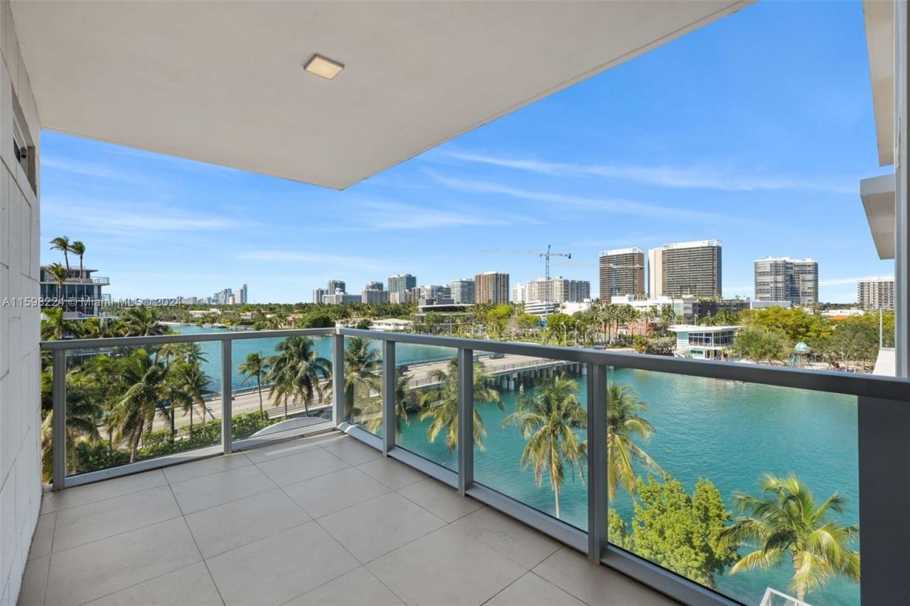 Квартира в Майами, США, 160 м² - фото 11